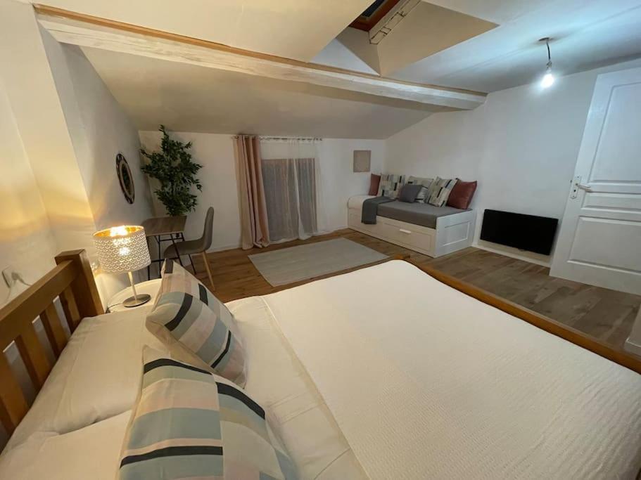 Elegant And Charming Townhouse With Roof Terrace Villa Limoux Exterior foto